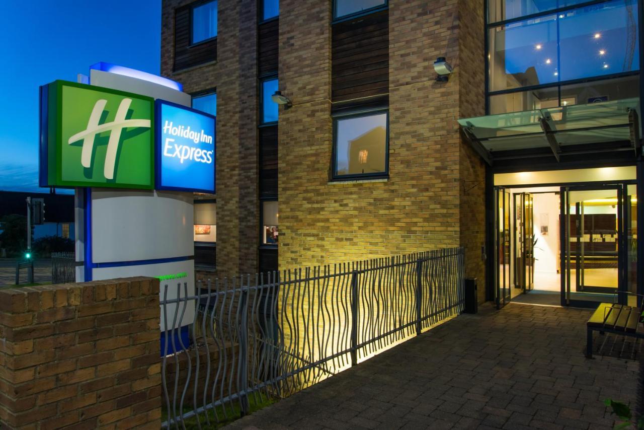 Holiday Inn Express Hemel Hempstead, An Ihg Hotel Luaran gambar